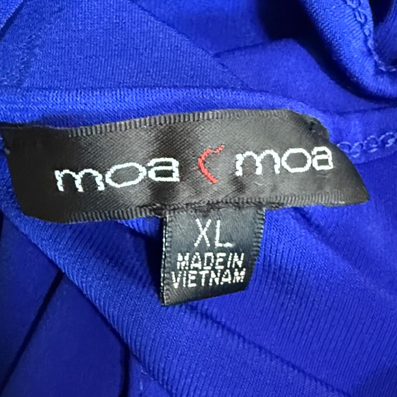 Moa Moa Blue Top - Picture 9 of 9